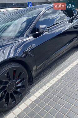 Седан Tesla Model 3 2021 в Житомире