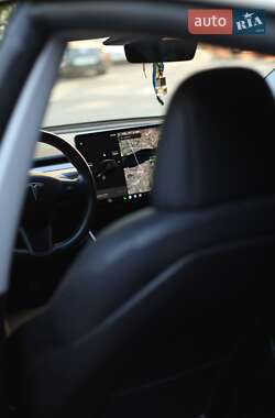 Седан Tesla Model 3 2019 в 