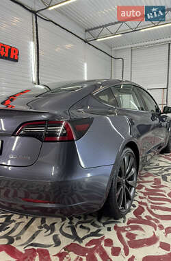 Седан Tesla Model 3 2018 в 