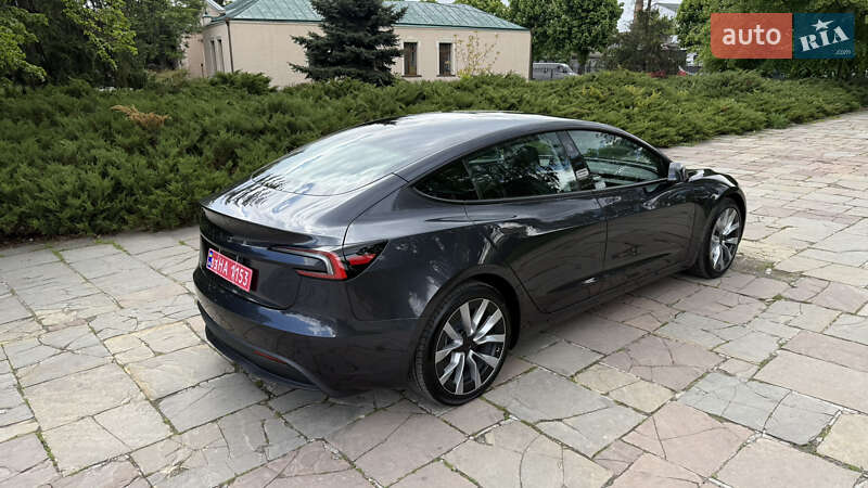 Седан Tesla Model 3 2024 в Белой Церкви