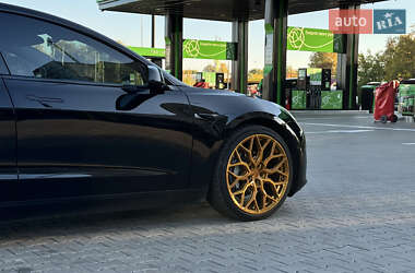 Седан Tesla Model 3 2018 в 