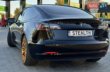 Седан Tesla Model 3 2018 в 