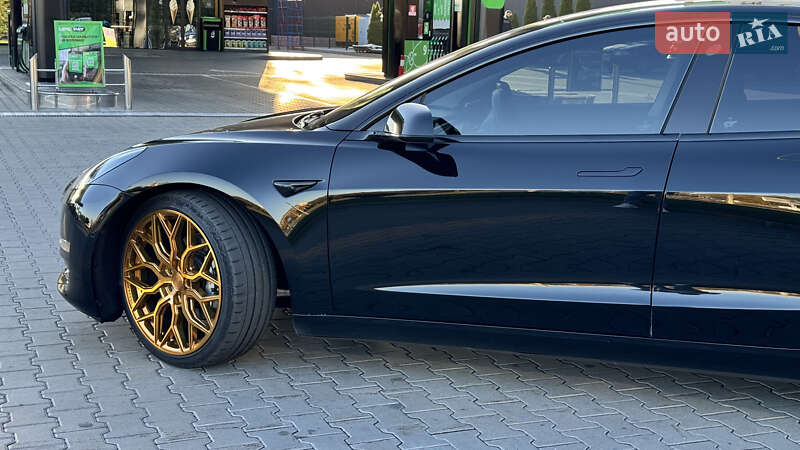 Седан Tesla Model 3 2018 в Черкассах фото 17 Седан Tesla Model 3 2018 в Черкассах