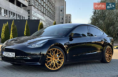 Tesla Model 3 2018