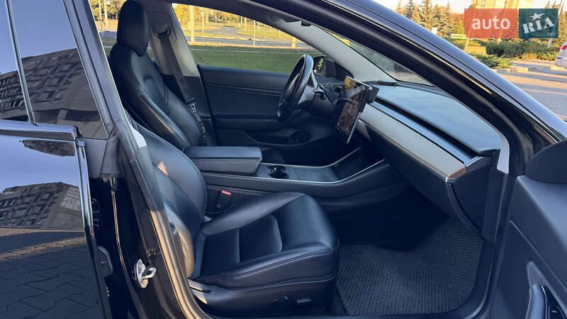 Седан Tesla Model 3 2018 в Черкассах фото 44 Седан Tesla Model 3 2018 в Черкассах
