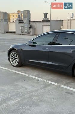 Седан Tesla Model 3 2018 в 