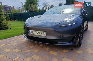 Седан Tesla Model 3 2019 в Киеве