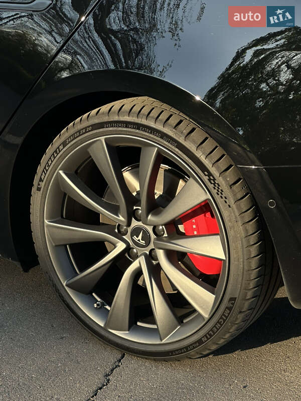 Седан Tesla Model 3 2018 в Одессе