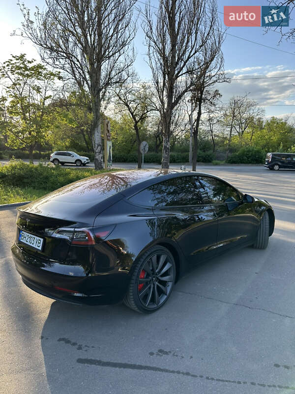 Седан Tesla Model 3 2018 в Одессе