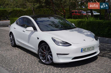 Tesla Model 3 2018 Tesla Model 3 2018