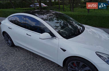 Седан Tesla Model 3 2018 в 