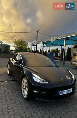 Tesla Model 3 2018 Tesla Model 3 2018