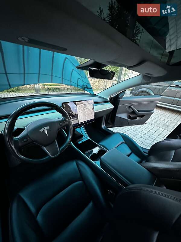 Седан Tesla Model 3 2018 в Березному фото 9 Седан Tesla Model 3 2018 в Березному
