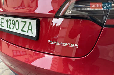 Седан Tesla Model 3 2019 в 