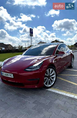 Седан Tesla Model 3 2018 в 