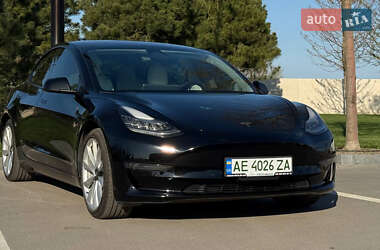 Седан Tesla Model 3 2018 в Днепре