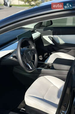 Седан Tesla Model 3 2018 в 
