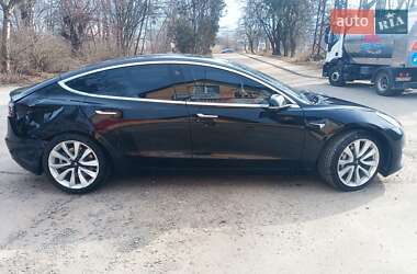 Седан Tesla Model 3 2019 в 
