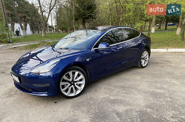 Седан Tesla Model 3 2018 в 