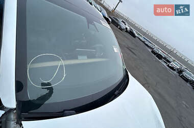 Седан Tesla Model 3 2020 в 