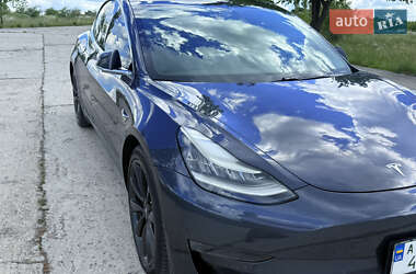 Седан Tesla Model 3 2018 в 