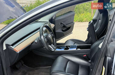 Седан Tesla Model 3 2018 в 