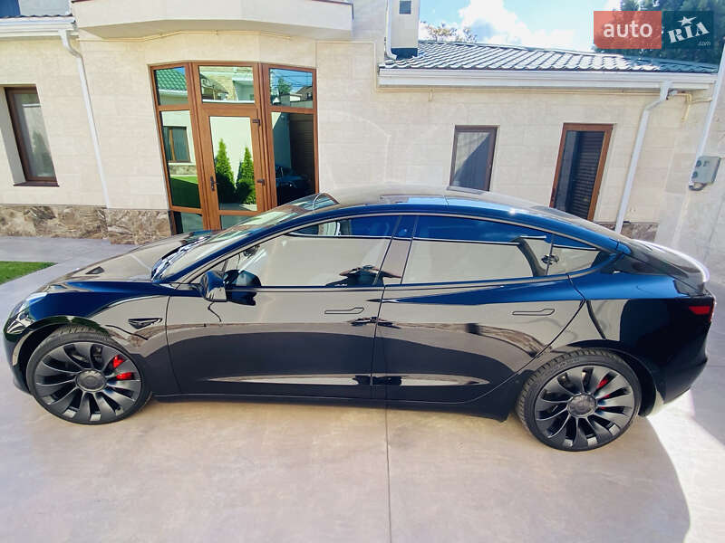 Седан Tesla Model 3 2021 в Одесі