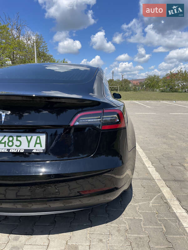 Седан Tesla Model 3 2018 в Одессе