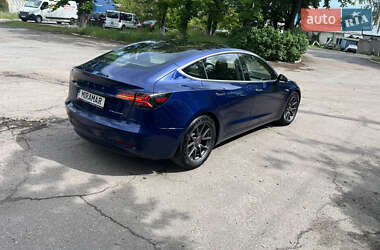 Седан Tesla Model 3 2018 в 