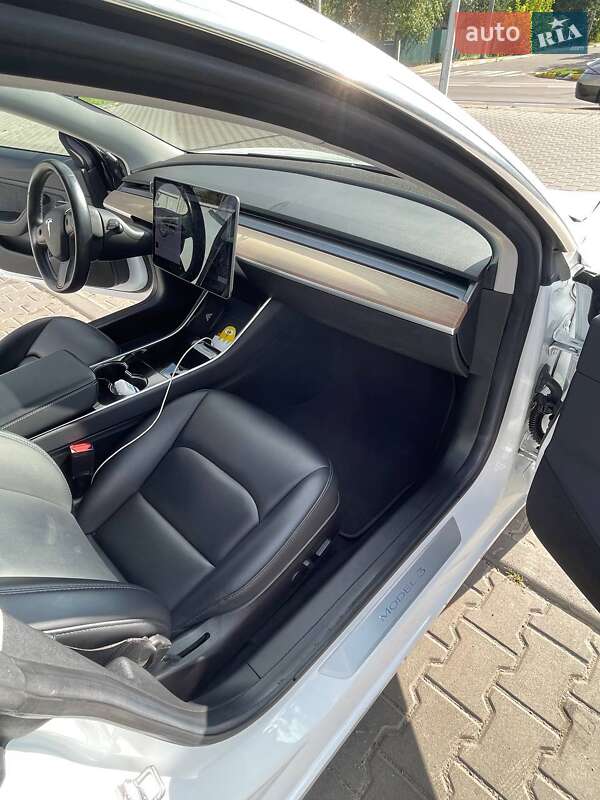 Седан Tesla Model 3 2018 в Ирпене фото 14 Седан Tesla Model 3 2018 в Ирпене