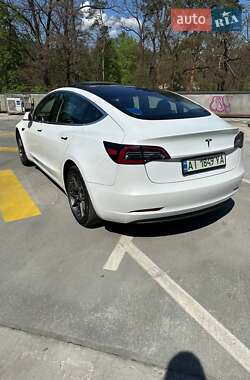 Седан Tesla Model 3 2018 в 