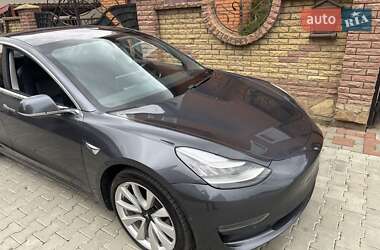 Седан Tesla Model 3 2018 в 