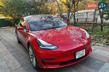 Седан Tesla Model 3 2019 в Коростышеве