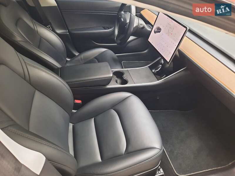 Седан Tesla Model 3 2018 в Хмельницком фото 8 Седан Tesla Model 3 2018 в Хмельницком