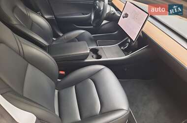 Седан Tesla Model 3 2018 в 