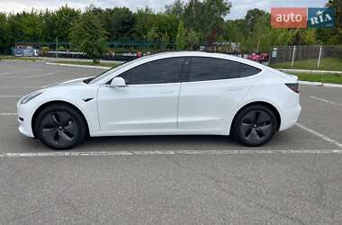 Седан Tesla Model 3 2019 в 