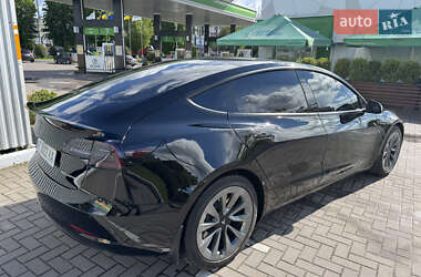 Седан Tesla Model 3 2021 в Ивано-Франковске