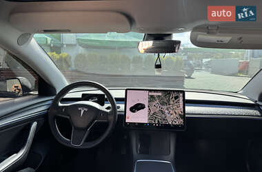 Седан Tesla Model 3 2021 в Ивано-Франковске