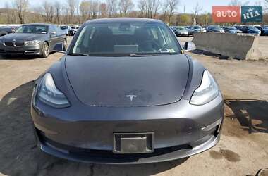 Tesla Model 3 2018 Tesla Model 3 2018