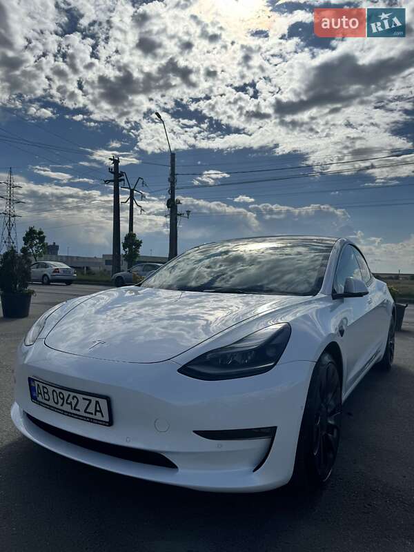 Tesla Model 3 2022