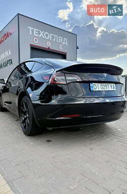Седан Tesla Model 3 2020 в 