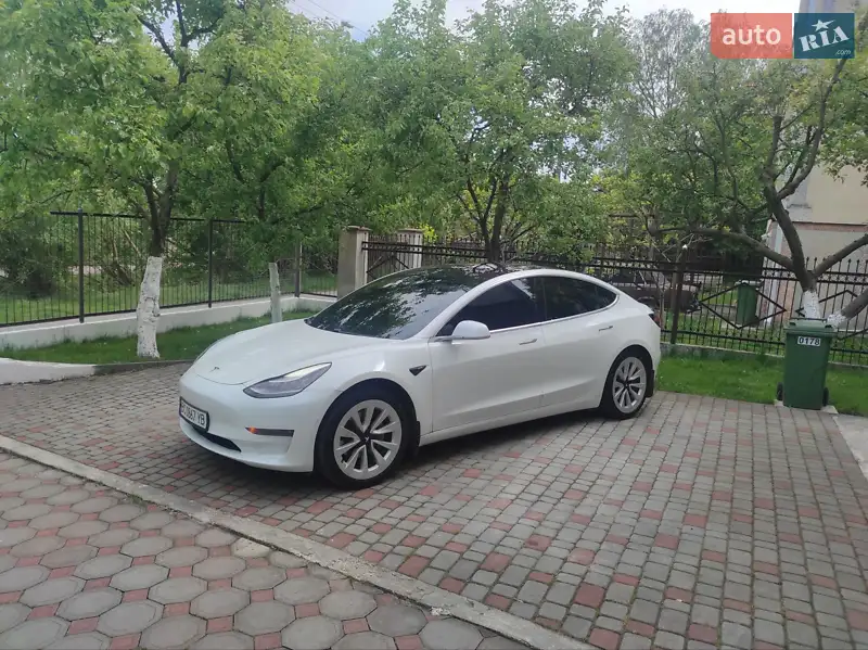 Седан Tesla Model 3 2018 в 