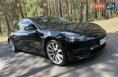 Седан Tesla Model 3 2019 в 