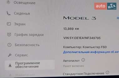 Седан Tesla Model 3 2022 в 