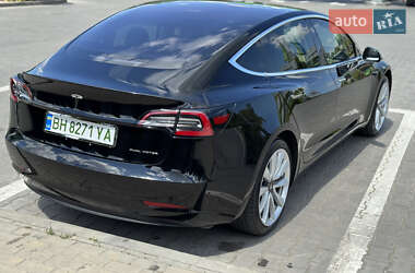 Седан Tesla Model 3 2018 в 