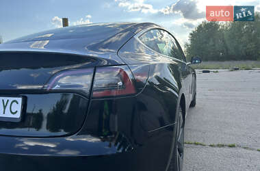 Седан Tesla Model 3 2018 в 