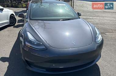 Седан Tesla Model 3 2023 в Киеве