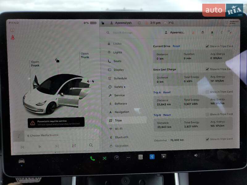 Седан Tesla Model 3 2019 в Львове