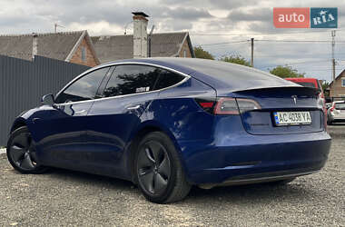 Седан Tesla Model 3 2018 в 