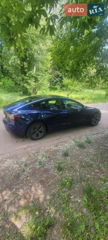 Седан Tesla Model 3 2023 в Киеве